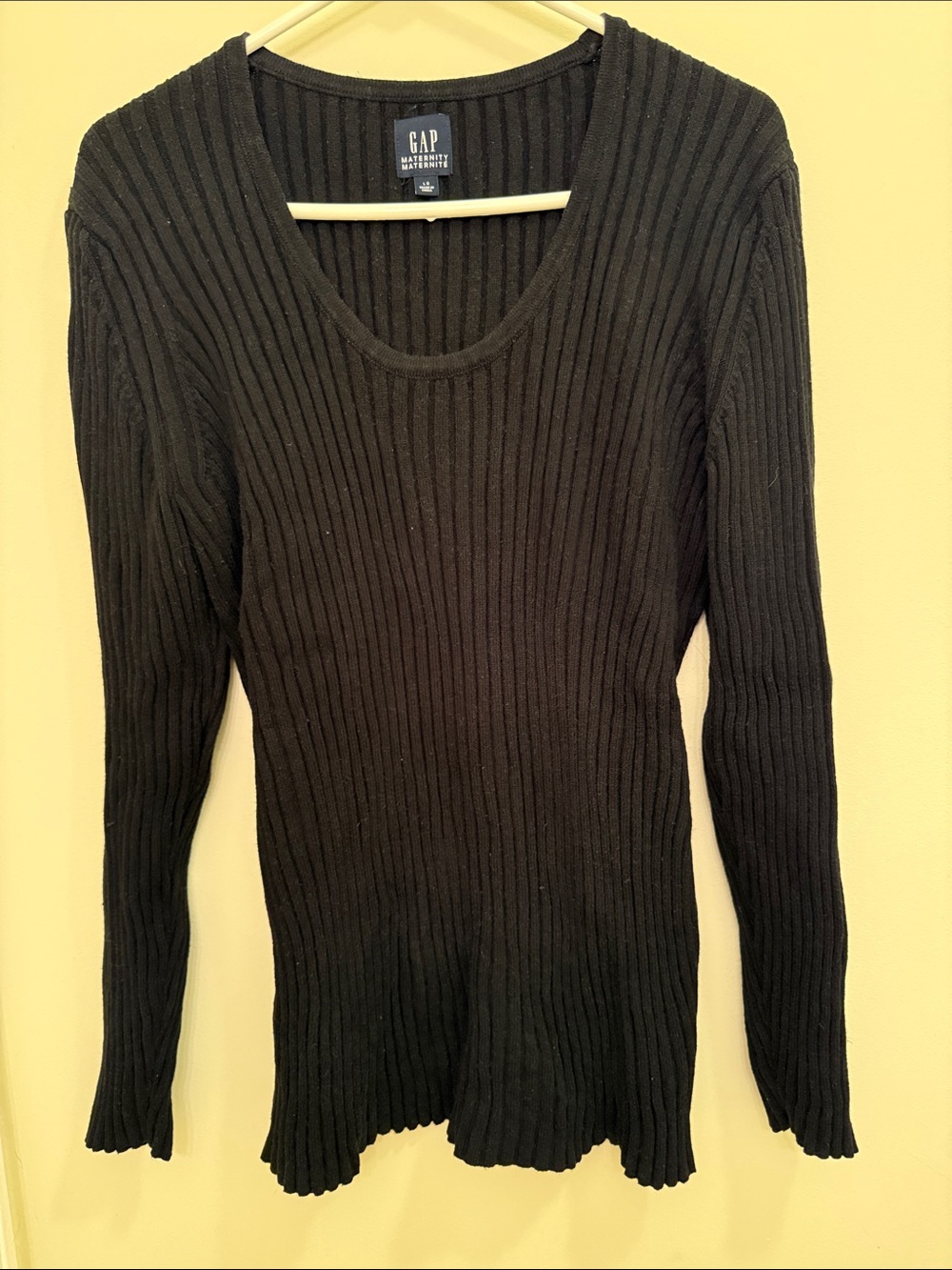 GAP Maternity Black Ribbed Scoop-Neck Long-Sleeve Sweater